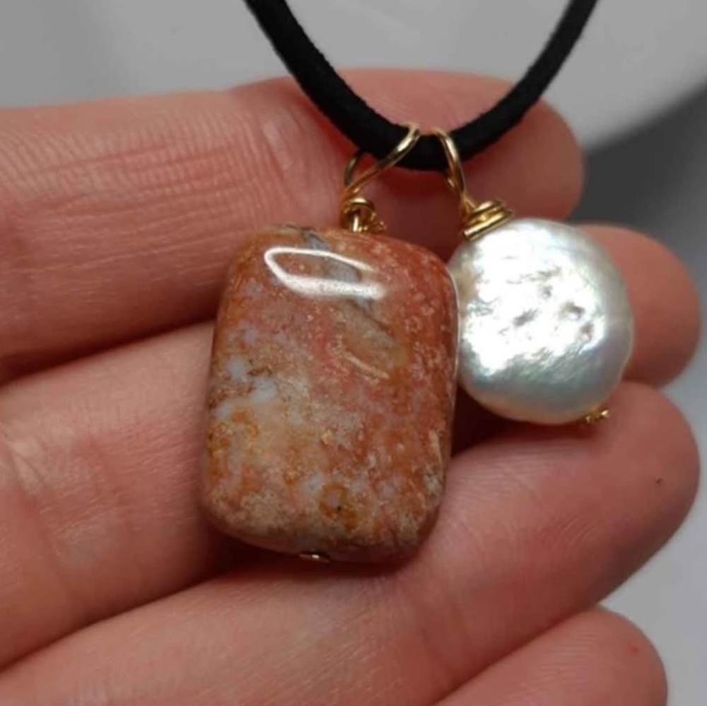 Sunstone and Coin Pearl Wire Wrap Necklace